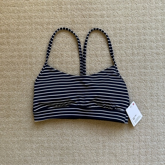 lululemon athletica Other - NWT Lululemon Flow Y Nulu Bra Size 4